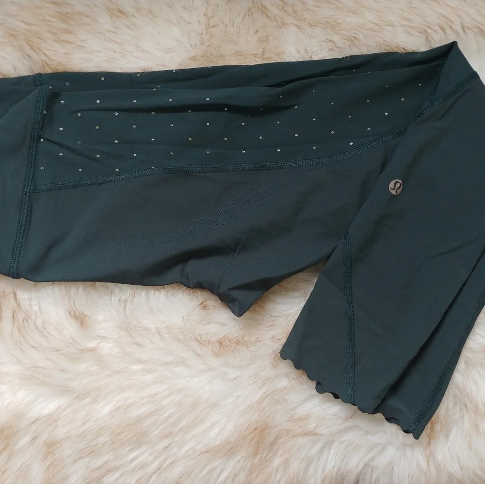 Rare Lululemon Tight Stuff Tight Reflective Dark Fuel/Night Fall Tricolor Size 4